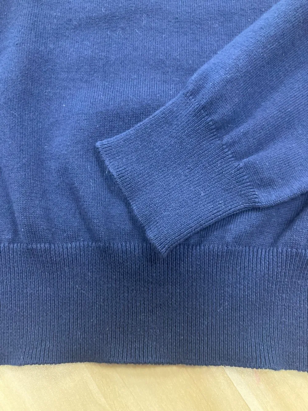 Suéter de punto suelto con cuello redondo de Moda para hombre & amp;prime; Suéter Pullove