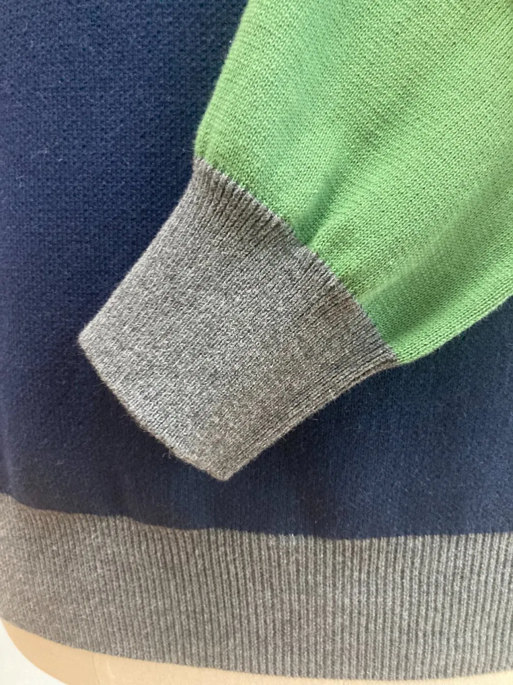 Suéter de moda para hombre & amp; prime; Jersey de prendas de punto 100% algodón con Bordado y Tricolor