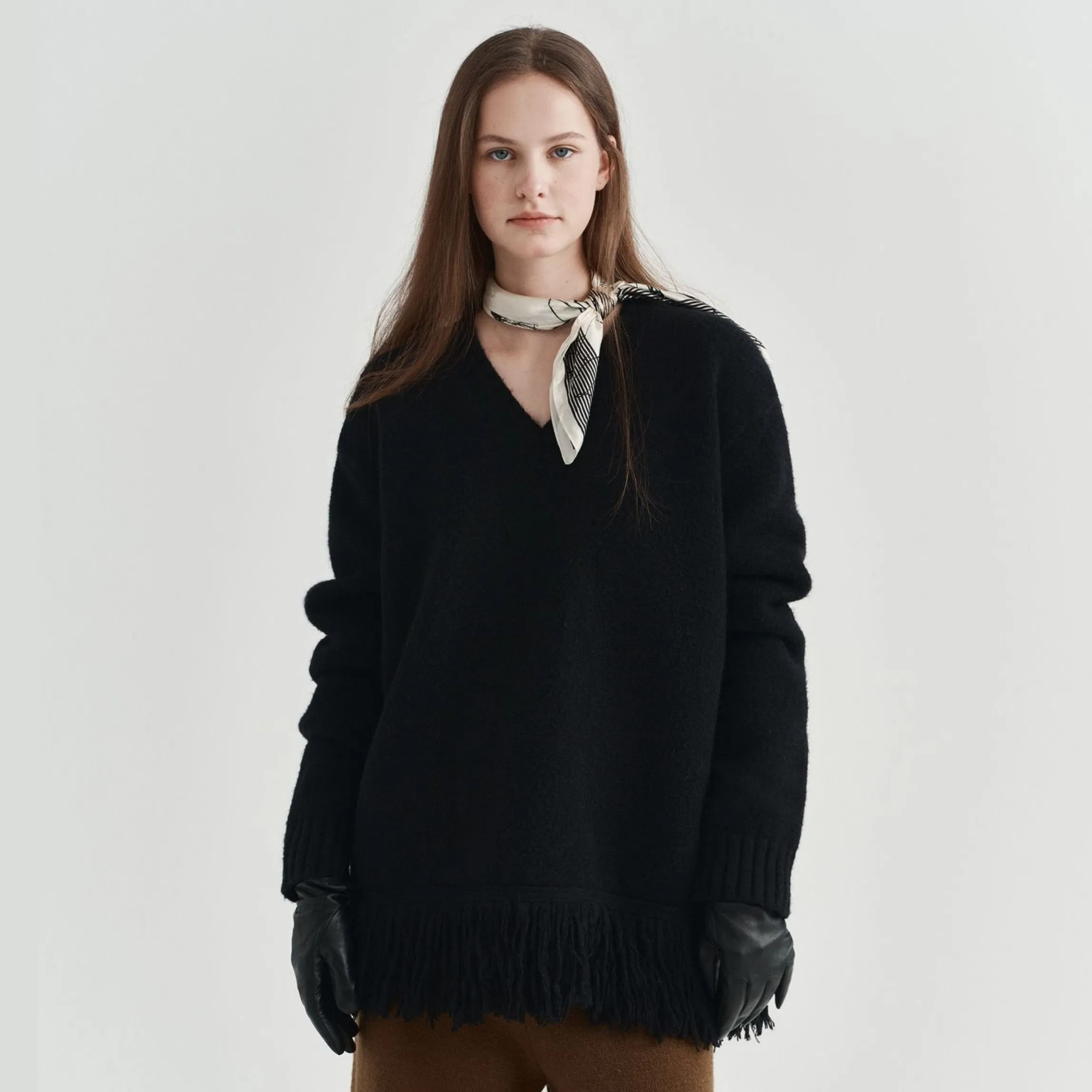 Suéter de lana Gris personalizado para Mujer con Bufanda con Borlas