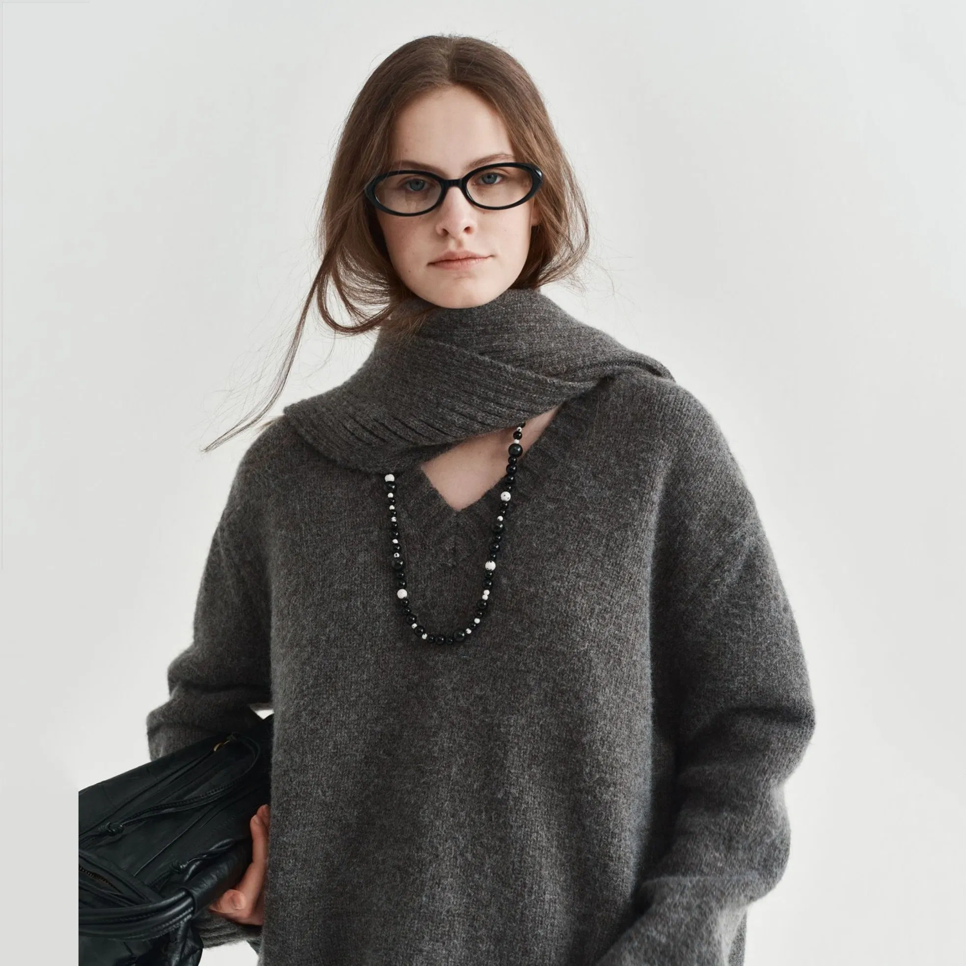 Suéter de lana Gris personalizado para Mujer con Bufanda con Borlas