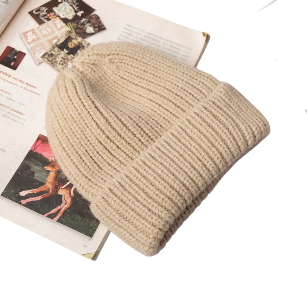 Venta al por mayor Gorro de Cubo de Punto Grueso de Moda Clásica Gorro de Pashmina Acanalado Bordado Personalizado Cálido de Invierno para Viajes de Ocio al Aire Libre