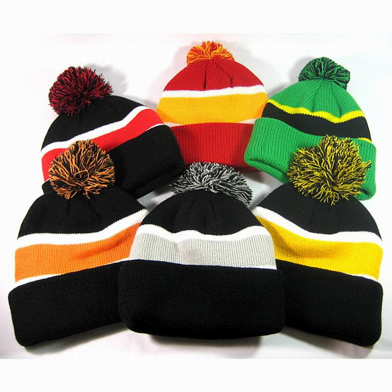 Gorro de POMPÓN Jaspeado de Punto con Puño
